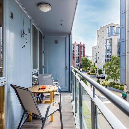 Lovely 2 Bedroom Apartment With Balcony Дублін Екстер'єр фото